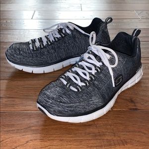 Preowned Women’s Skechers